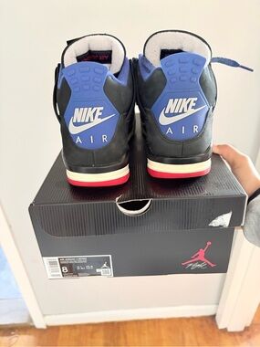Jordan Men’s Black, Blue & Red Retro High-Top Sneakers